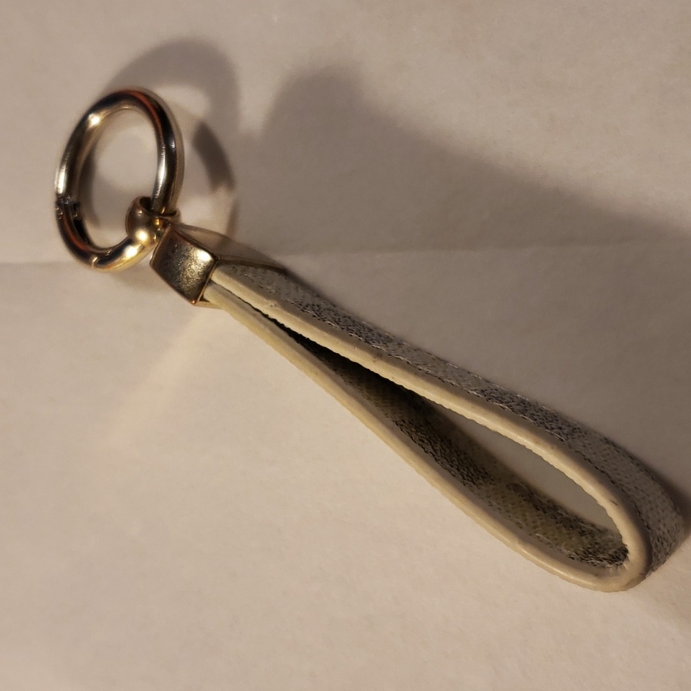 Key chain - Picture 3 of 5